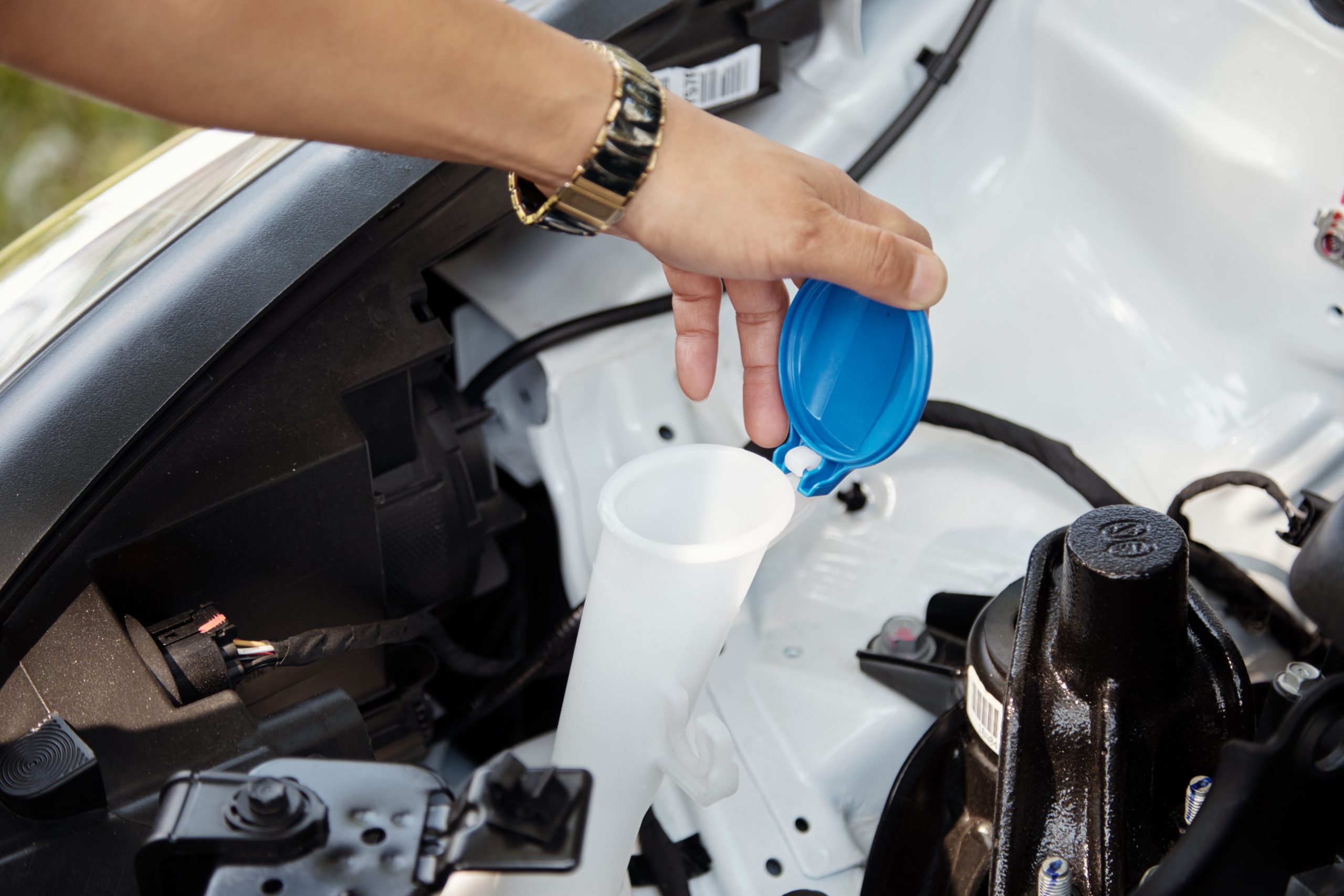 ISO 22241 Diesel Exhaust Fluid (DEF) supplied by Hong Seng Diesel Malaysia